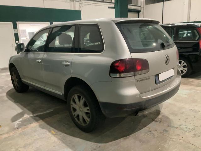 VOLKSWAGEN Touareg 2.5 R5 TDI DPF Exclusive