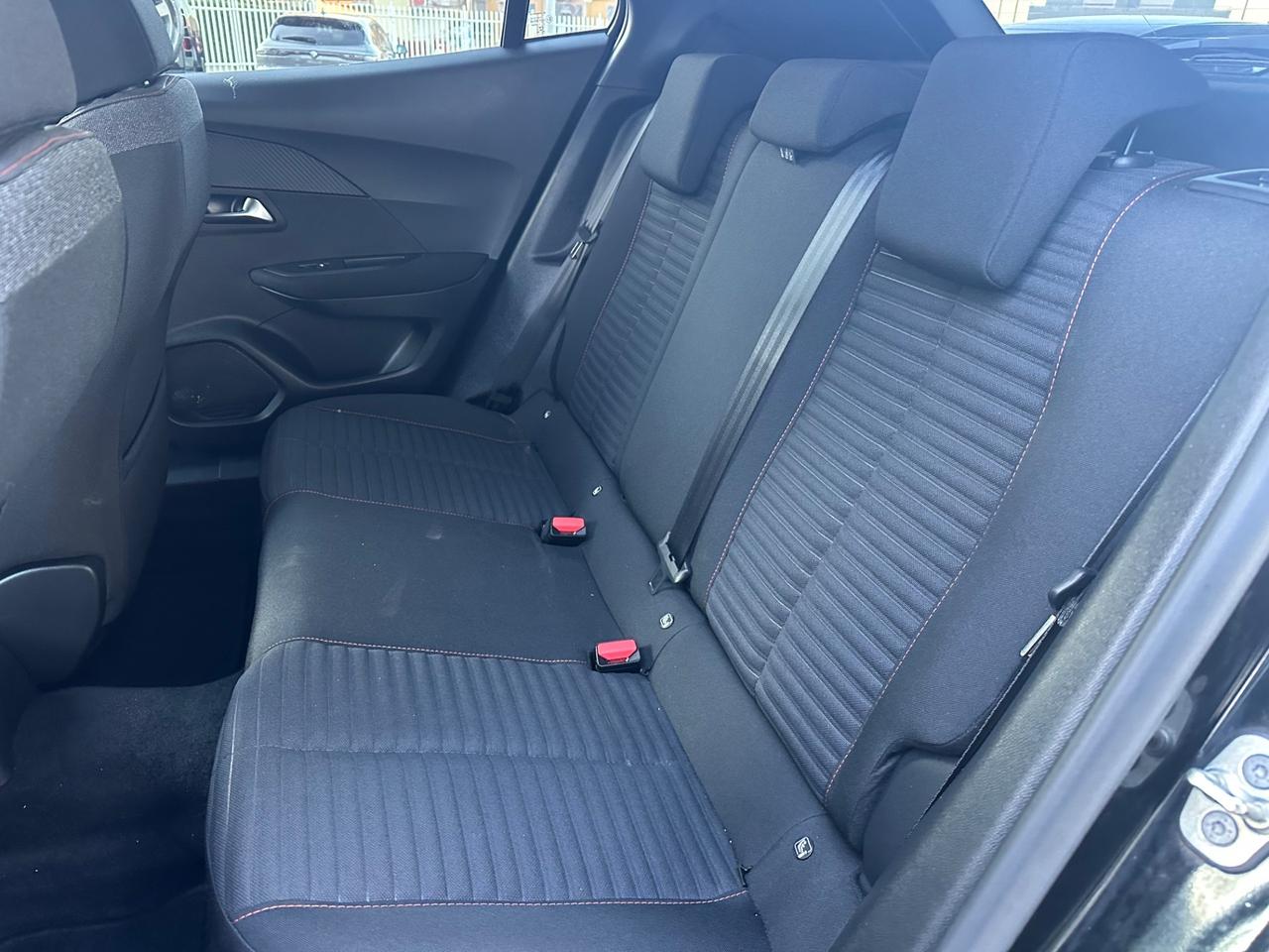 Peugeot 2008 PureTech 100 S&S Active