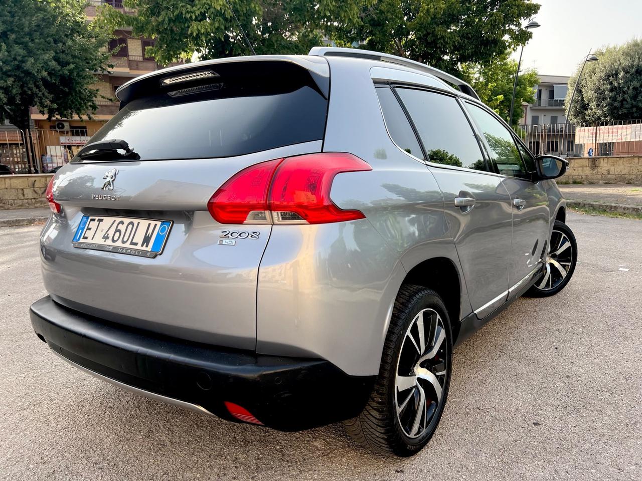 Peugeot 2008 1.6 e-HDi 115 CV Stop&Start Allure
