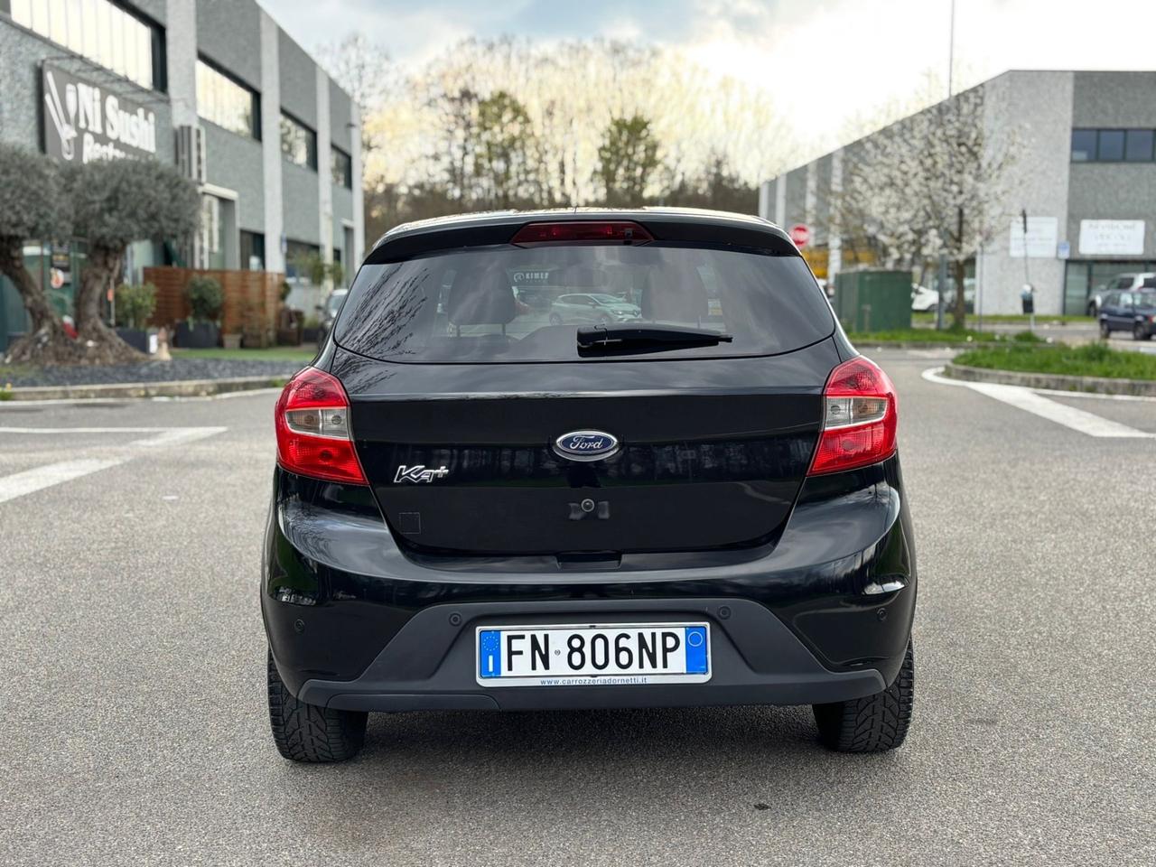 Ford Ka 1.2 Ti-VCT 85 CV Ultimate Color