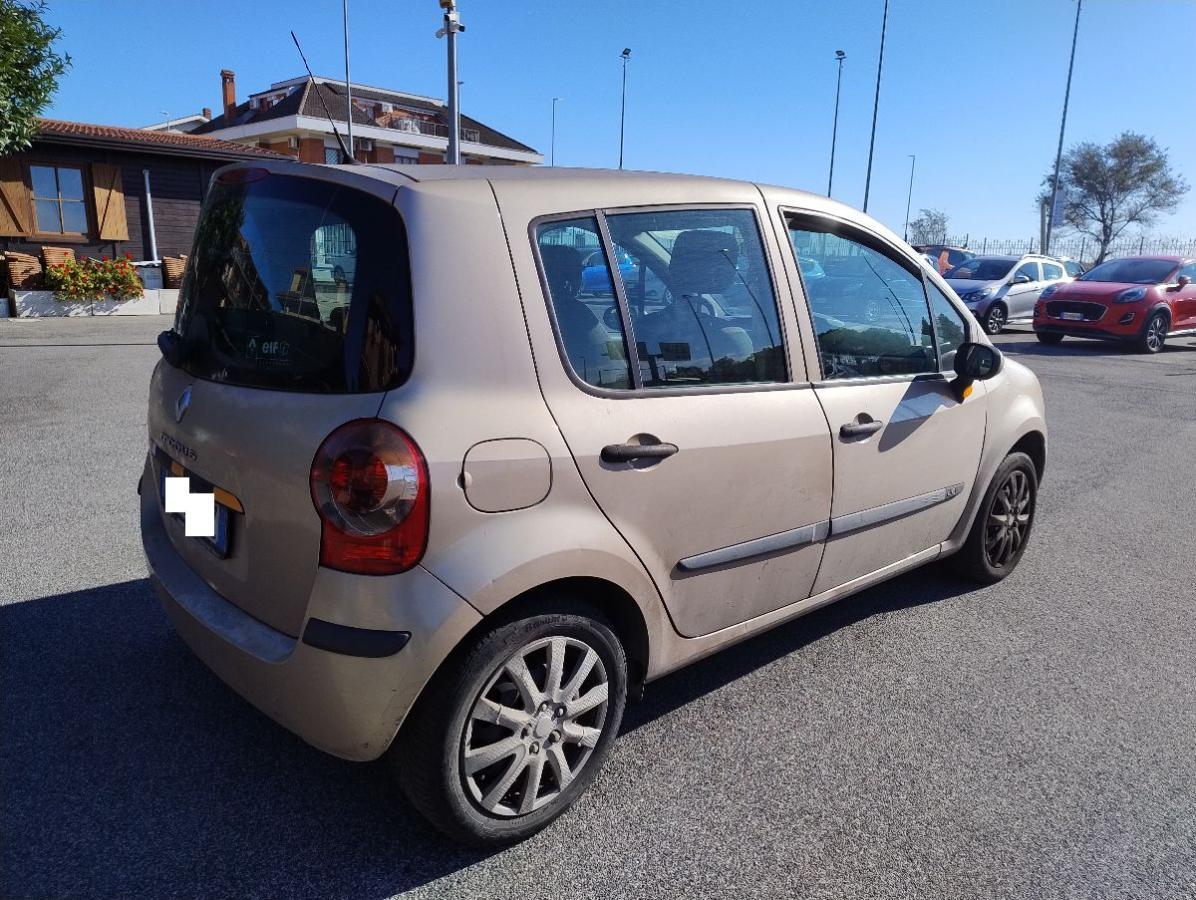 RENAULT Modus 1.5 dCi/70CV Dynamique