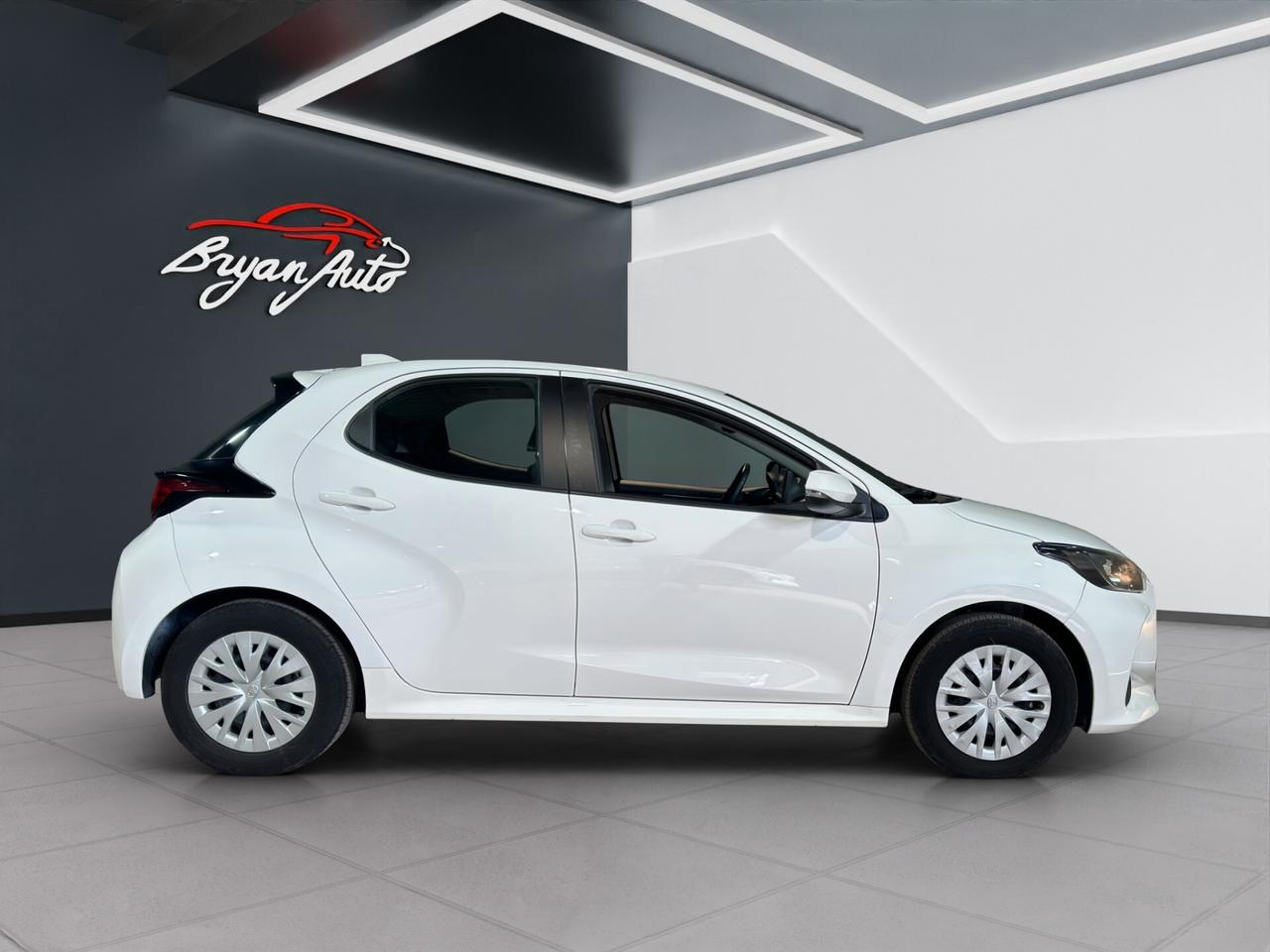 Toyota Yaris 1.5 Hybrid 5P Active *PROMO* IVA ESPOSTA