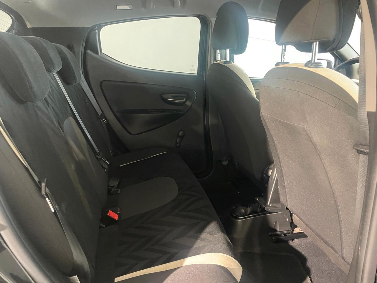 Lancia Ypsilon 1.2 GPL Ecochic Gold