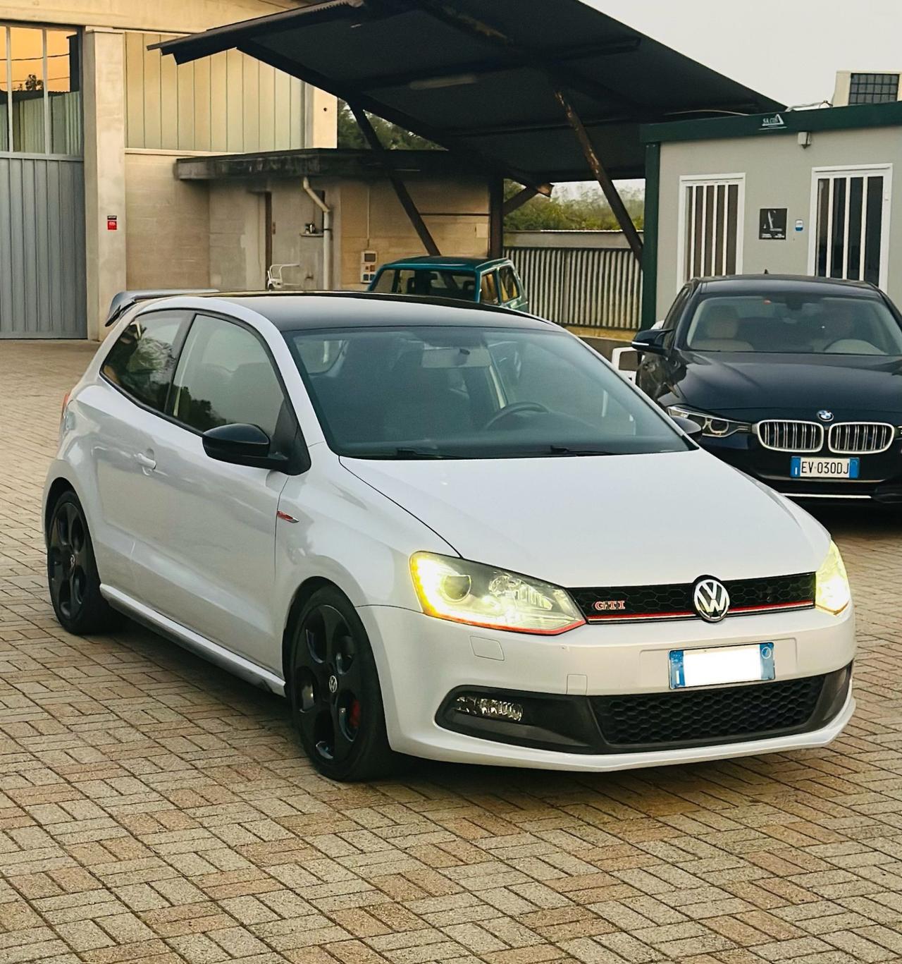 Volkswagen Polo 1.4 TSI DSG 3 porte GTI