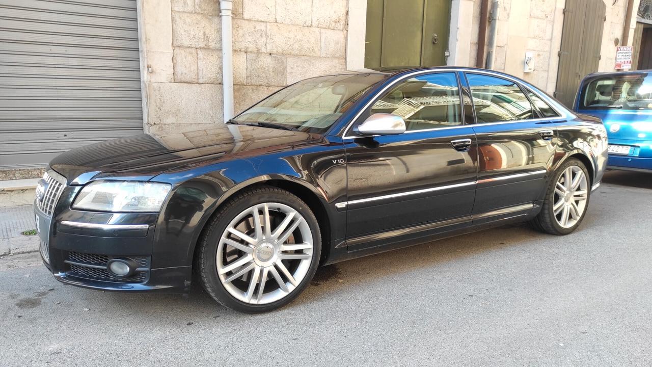 Audi S8 Lamborghini 5.2 v10 perfette condizioni