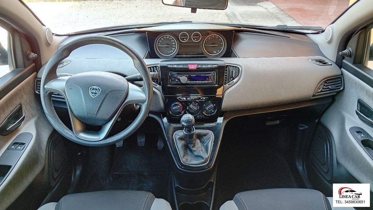 LANCIA - Ypsilon 1.2 benzina / gpl - ok neopatentati