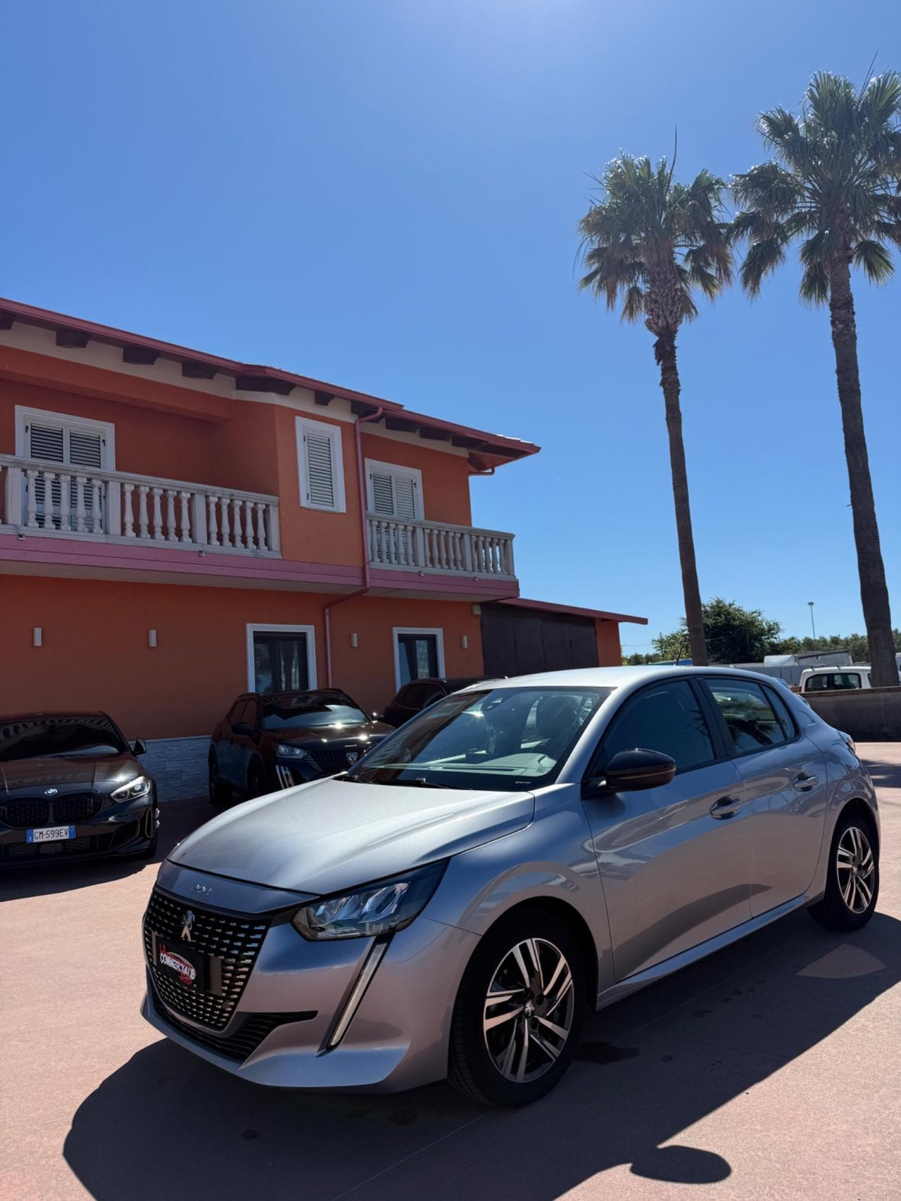 Peugeot 208 1.2 75cv 8000KM