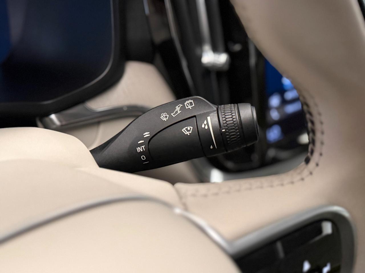 Volvo V60 Cross Country B4 (d) AWD automatico Ultimate