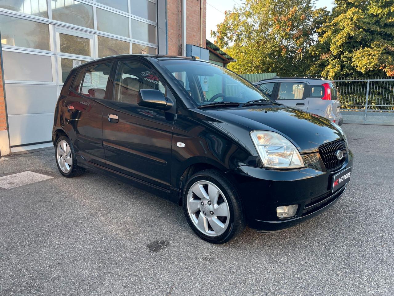 Kia Picanto 1.1 BENZINA