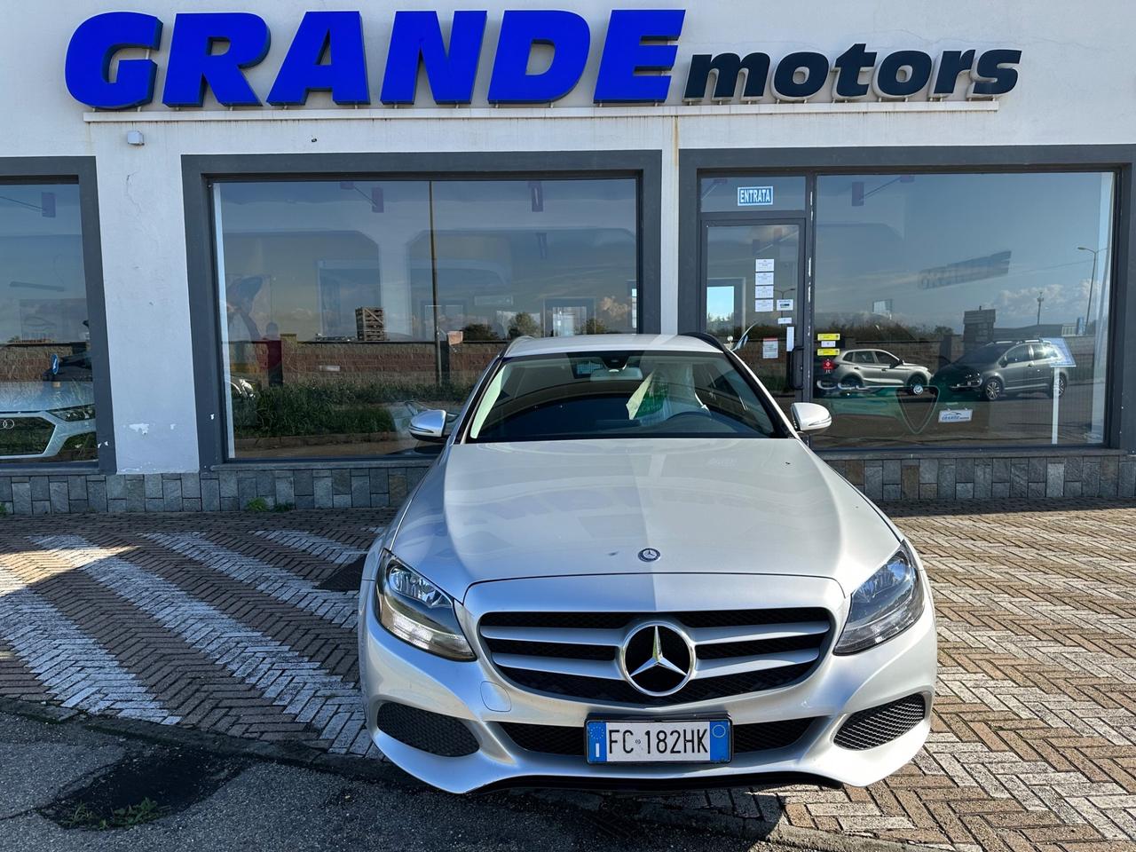 Mercedes-Benz C 200 Classe C 200 D SW Exclusive GANCIO TRAINO *NO VINCOLI*