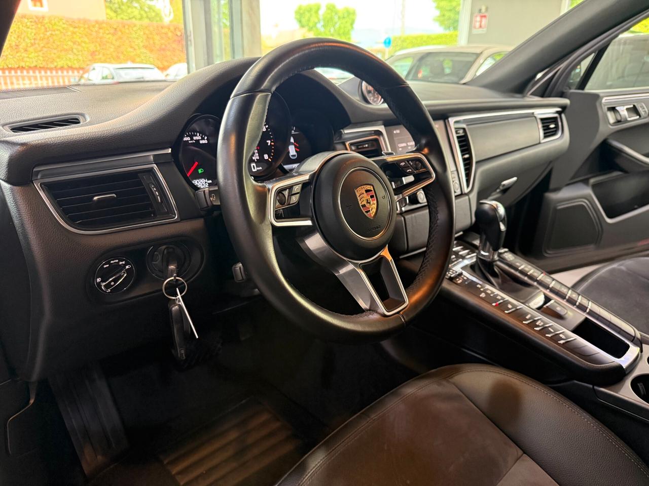 Porsche Macan 2.0 252cv pdk