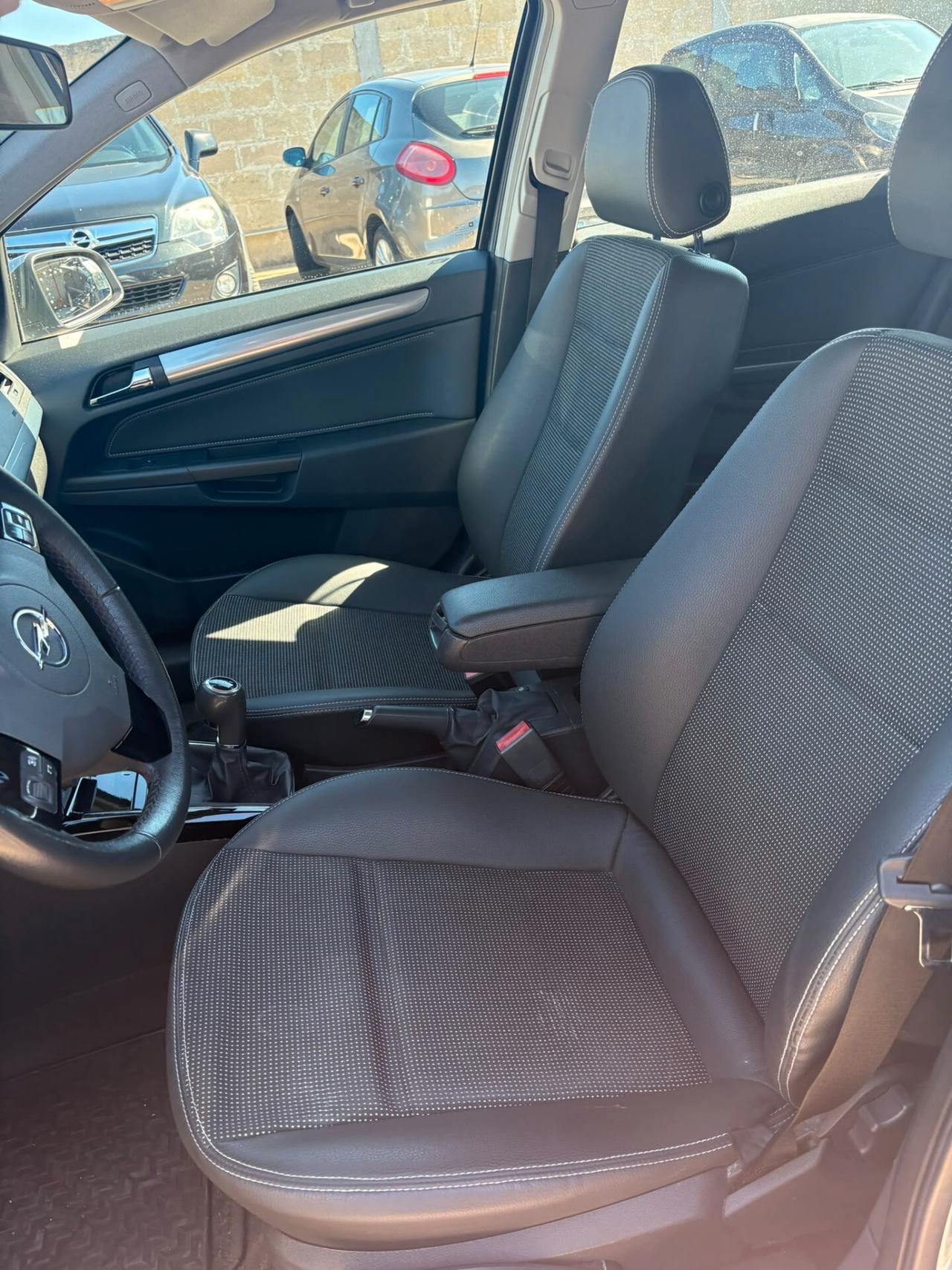 Opel Astra 1.7 CDTI 101CV 5 porte Cosmo UNIPRO PARI AL NUOVO 107MILAKM