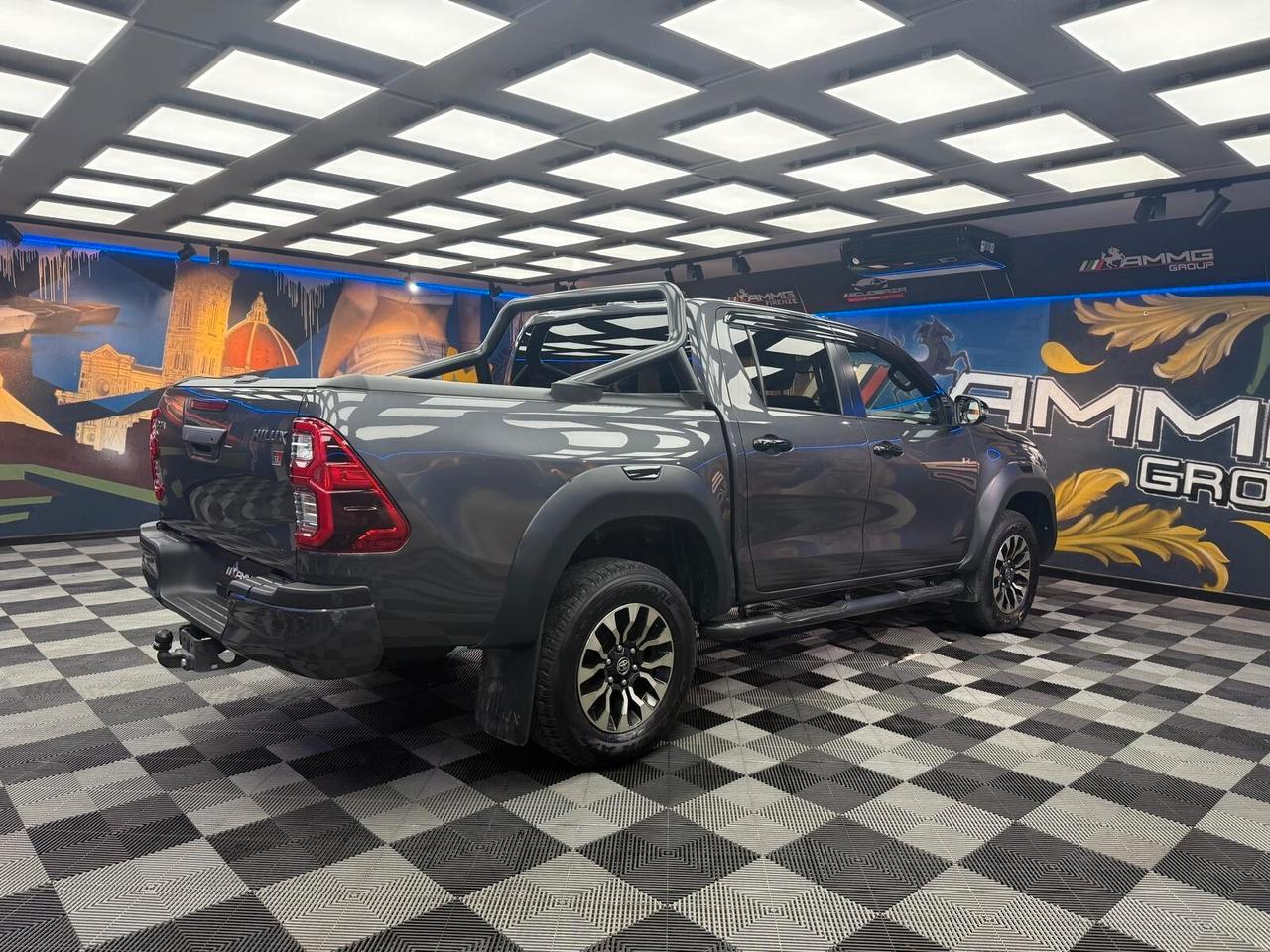 Toyota Hilux 2.8 D-4D A/T 4WD 4 porte Double Cab GR SPORT (534)