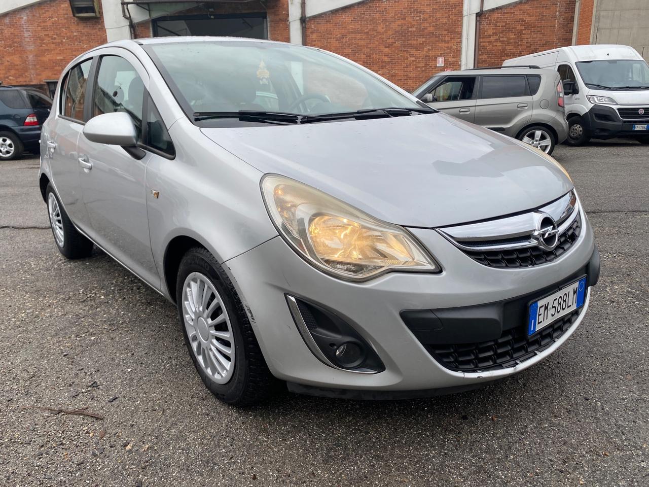 Opel Corsa 1.2 5 porte Elective