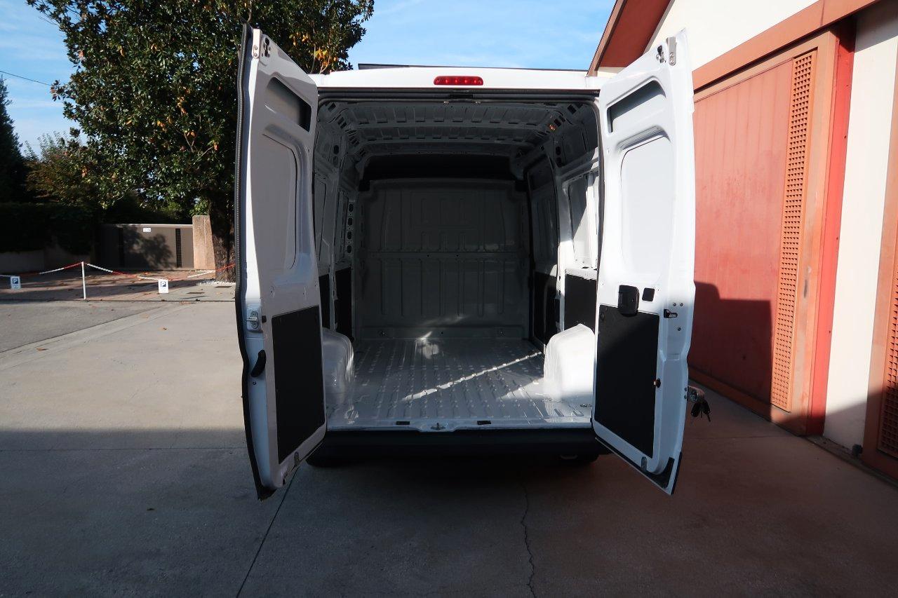 CITROEN Jumper 33 L2H2 2.2 bluehdi 120cv S&S