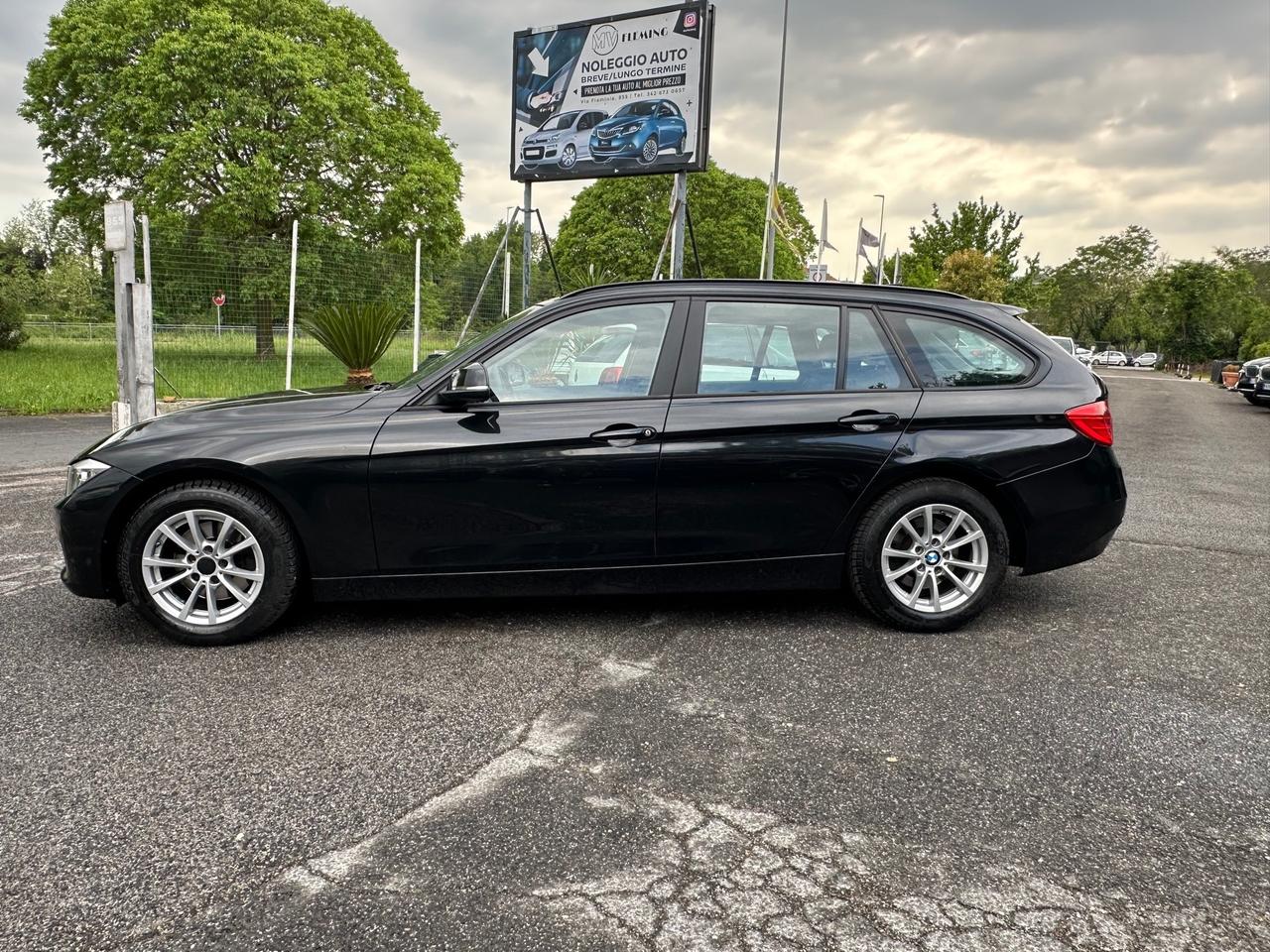 Bmw 320 320d Efficient Dynamics Touring Aut. Unipro Tetto Navi Pelle Garantita Permute e Rate