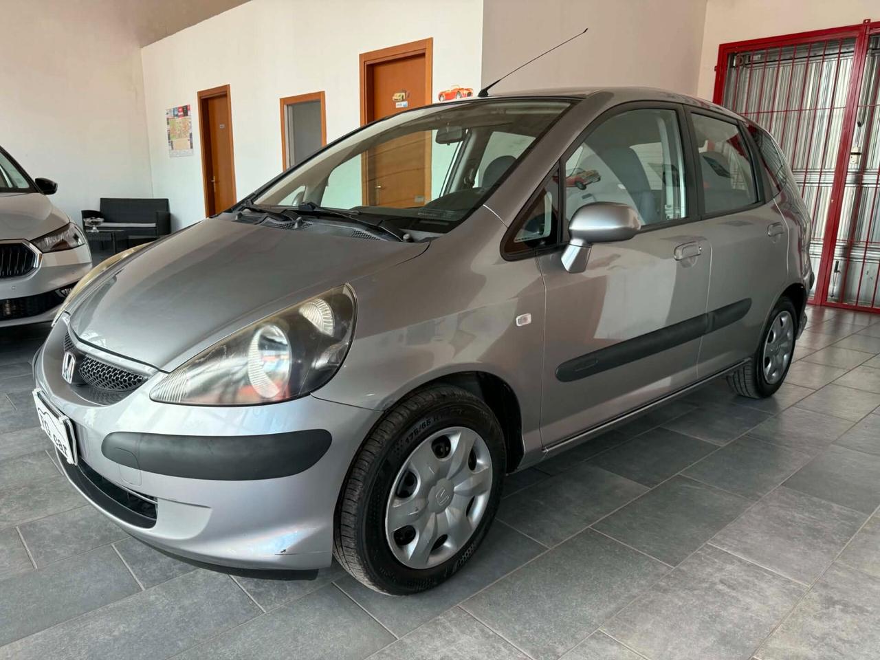 Honda Jazz 1.2 i-DSi 87cv 5 porte Live NEOPATENTATI