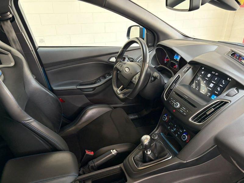Ford Focus RS RS 2.3 350cv AWD