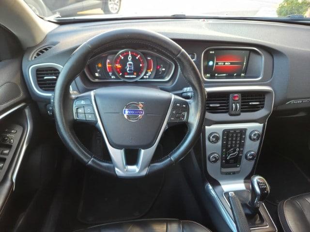 VOLVO V40 Cross Country D2 Volvo Ocean Race