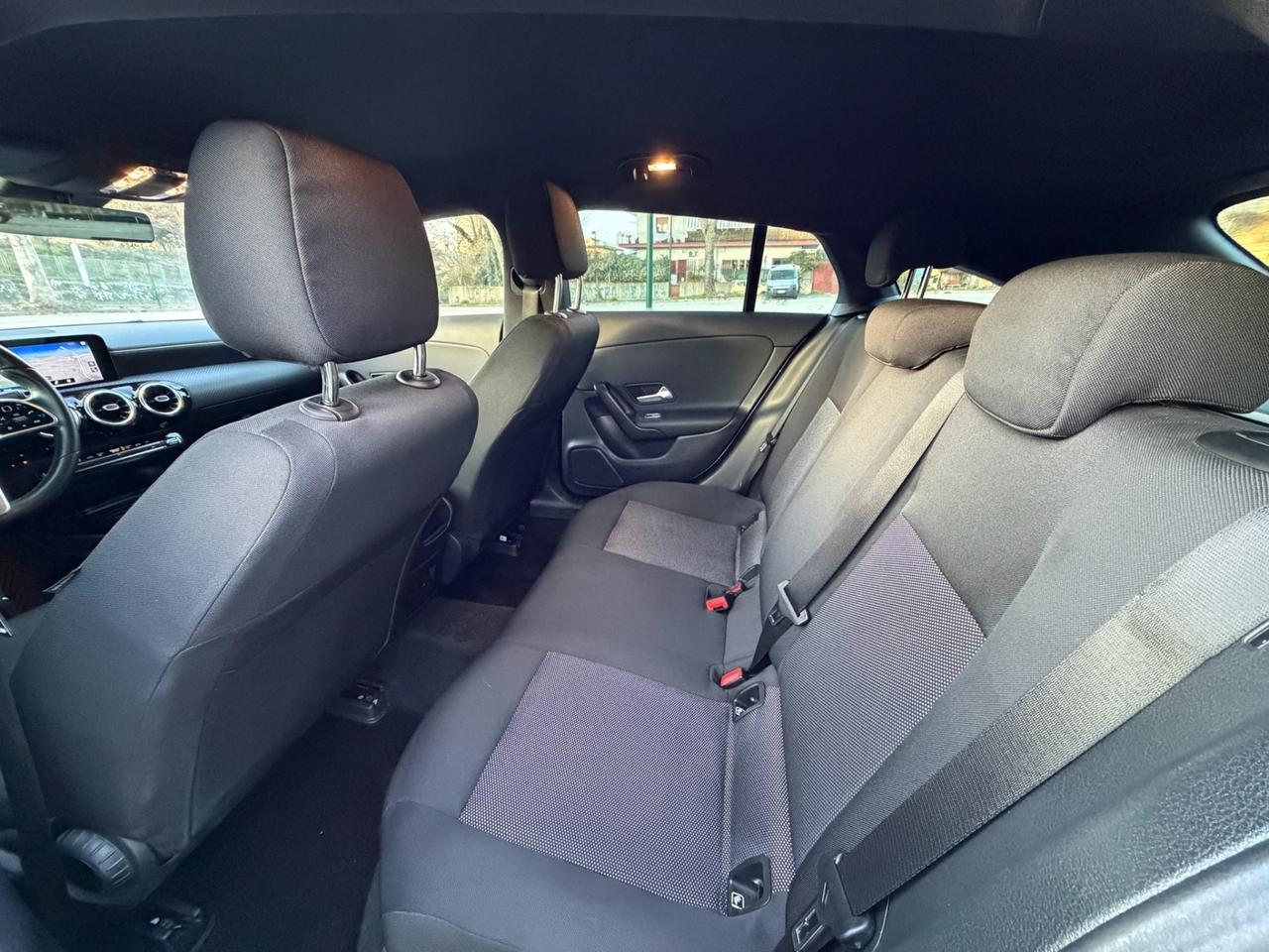 Mercedes-benz CLA 200d 2022 Automatic Shooting Brake