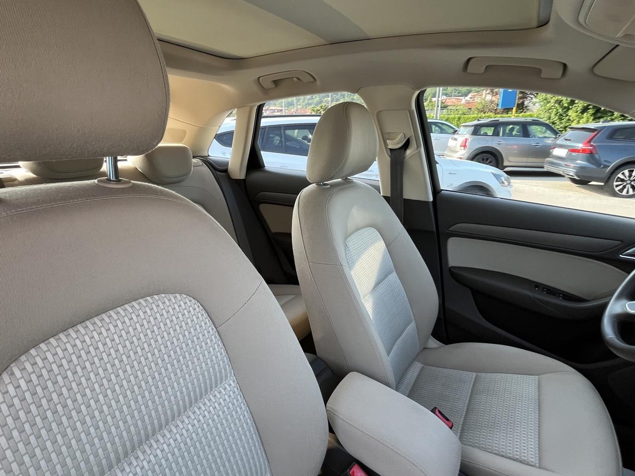 AUDI Q3 2000 TDI 140 CV AUTOMATICO 4X4