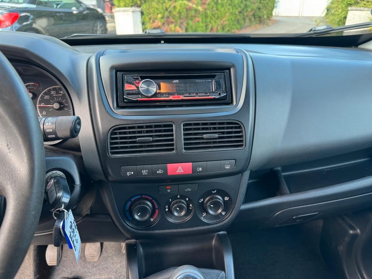 Fiat Doblo 1.4 16V Maxi vettura 5 posti