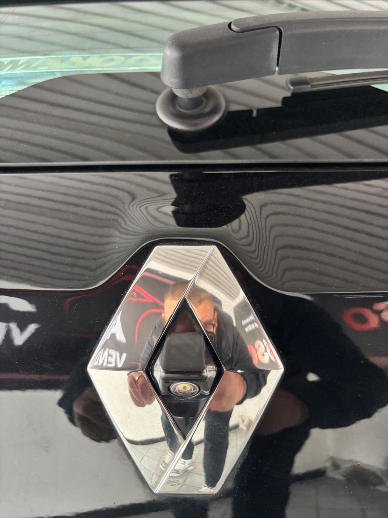 Renault Clio TCe 12V 90 CV 5 porte Moschino Intens