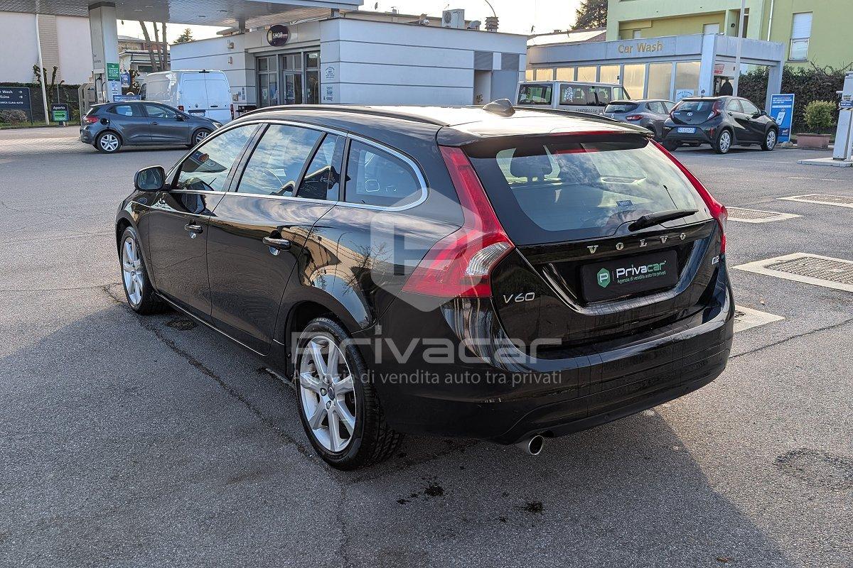 VOLVO V60 D2 Momentum