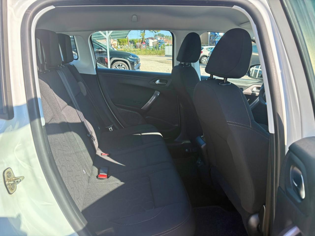 Peugeot 2008 PureTech 82 Allure