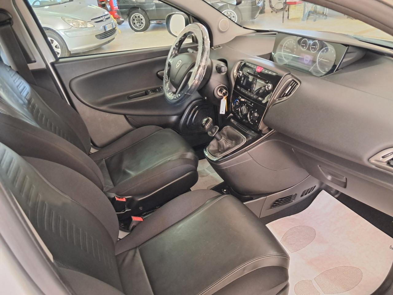Lancia Ypsilon 1.2 GPL 5 porte S&S Platinum