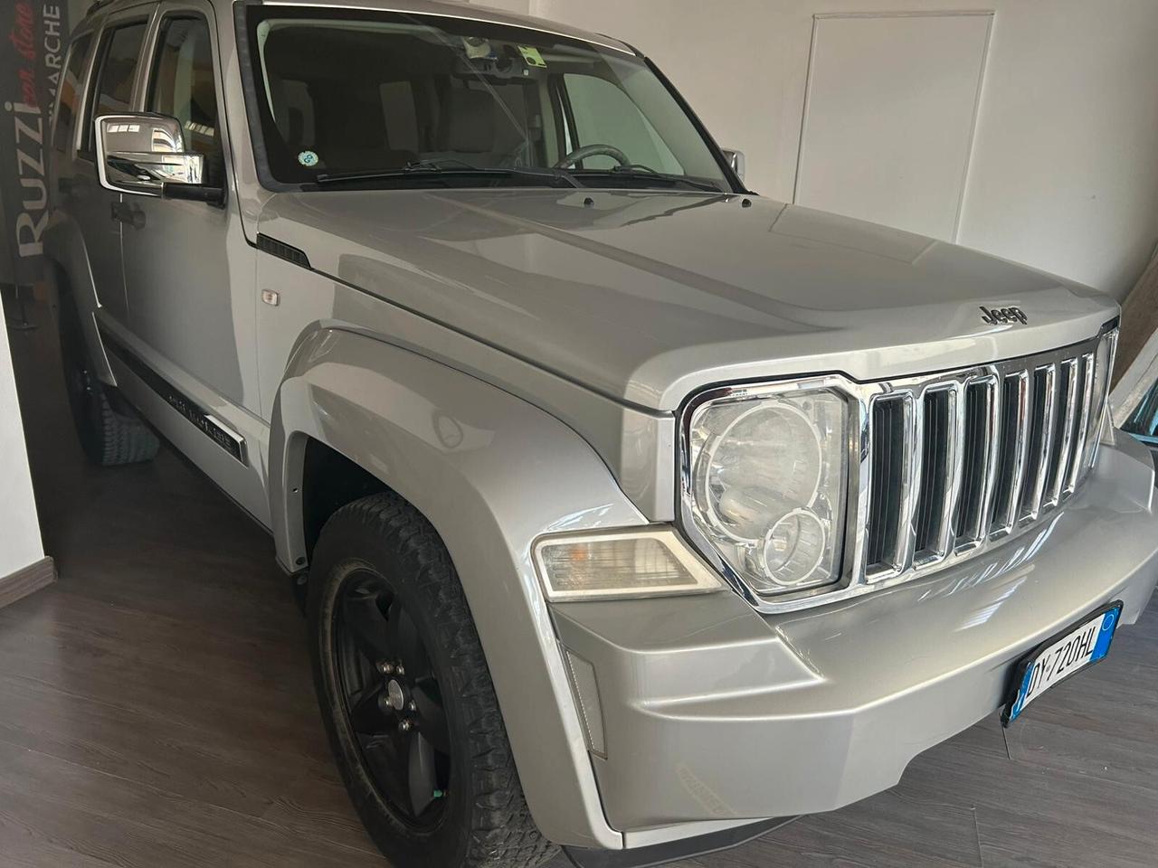 Jeep Cherokee 2.8 CRD DPF Limited Auto