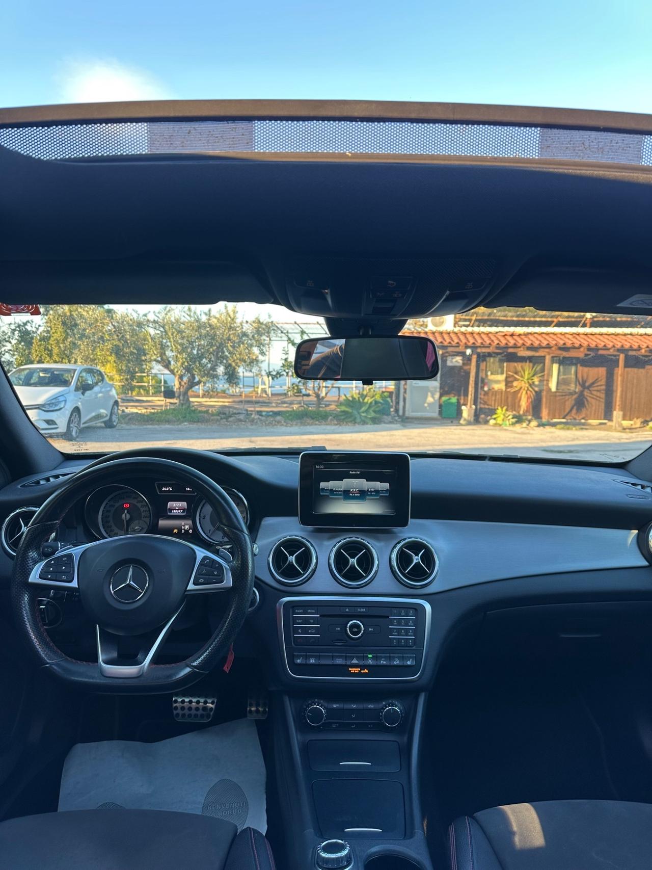Mercedes-benz GLA 220 d Automatic Premium