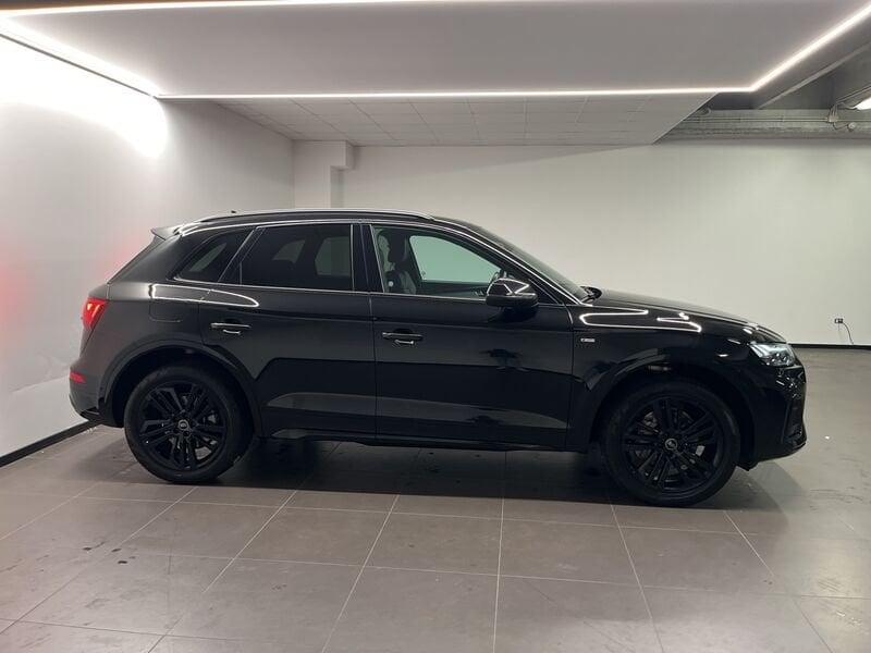 Audi Q5 40 TDI QUATTRO S TRONIC S LINE IDENTITY BLACK