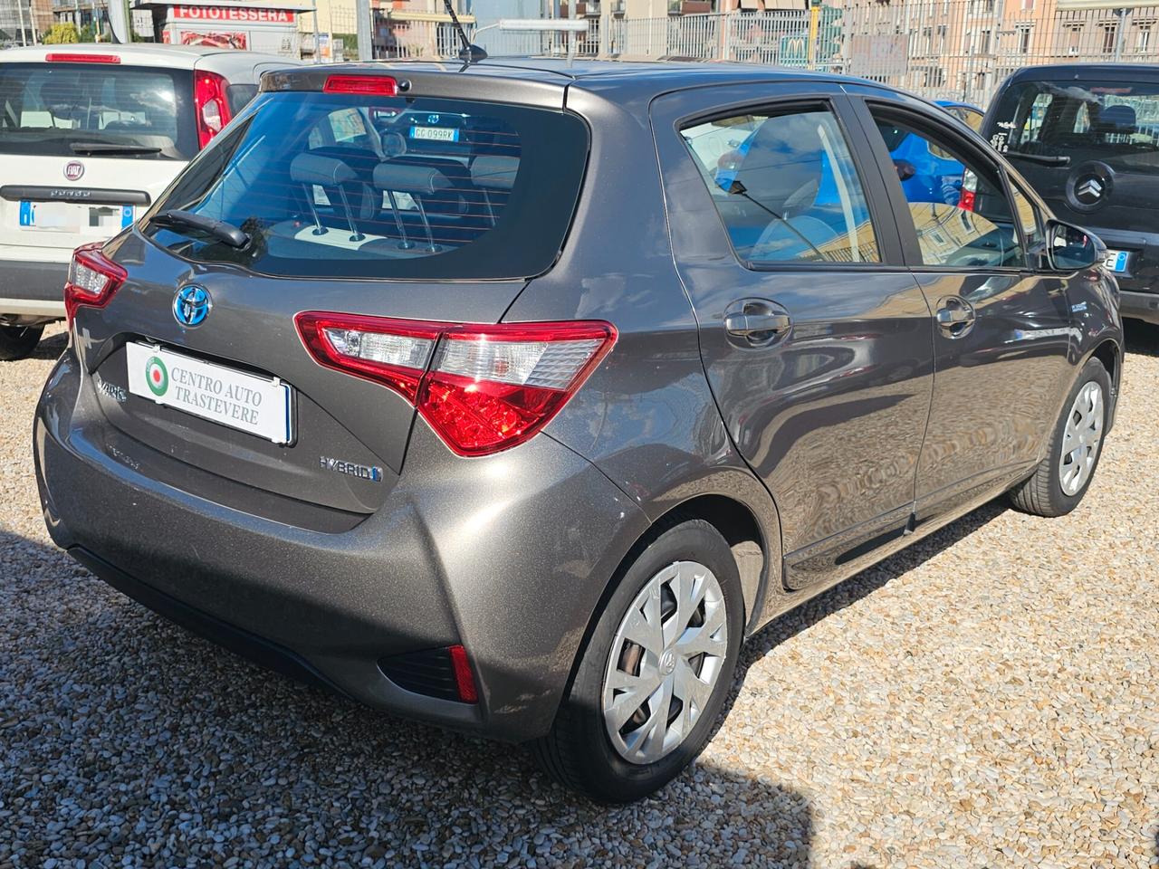 Toyota Yaris 1.5 Hybrid 5 porte Active