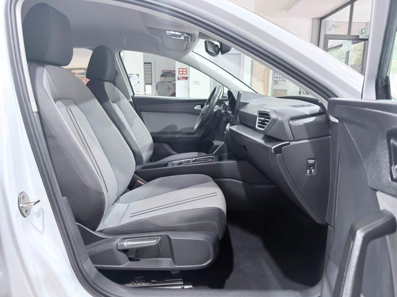 SEAT LEON 2.0 TDI 150CV DSG STYLE 2021 110.000km