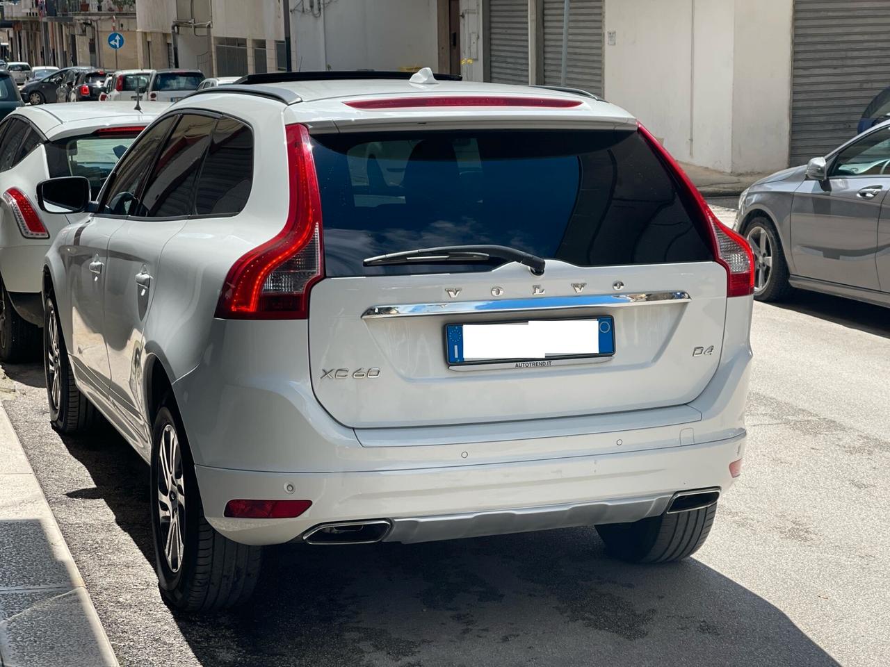Volvo XC60 AWD Geartronic Momentum TETTO/FULL