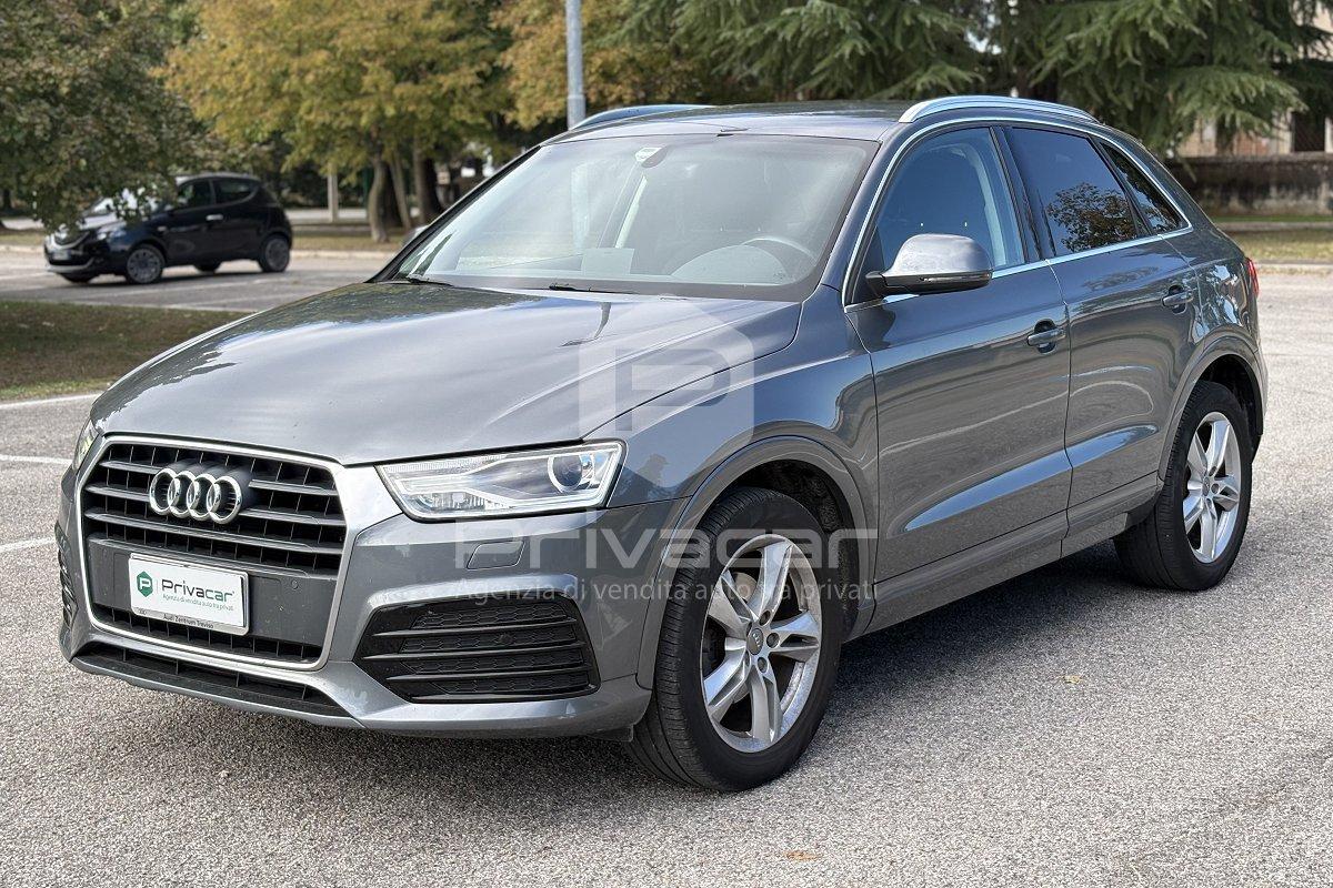 AUDI Q3 2.0 TDI 120 CV S tronic Business