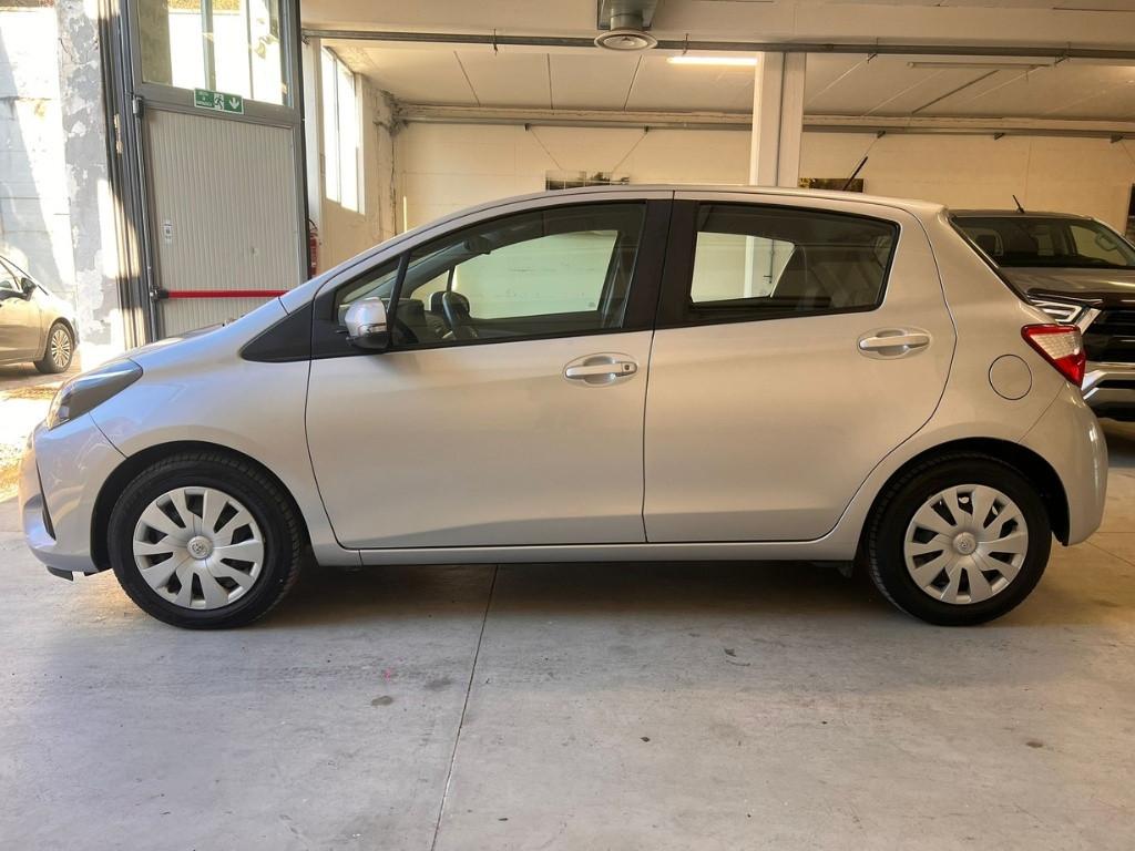 TOYOTA Yaris III 2017 - Yaris 5p 1.0 Cool my18