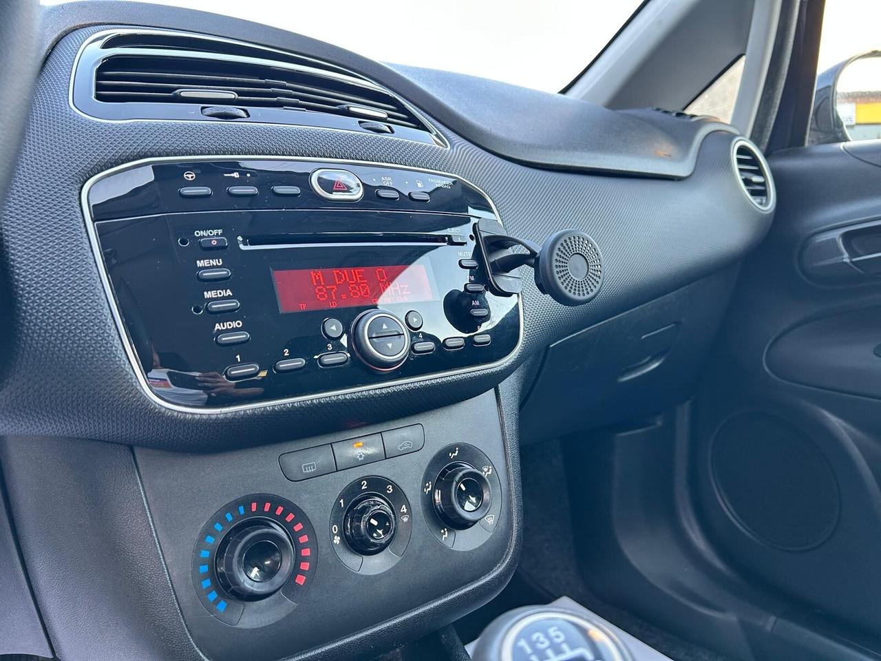 FIAT PUNTO 1.4 77CV GPL UNICO PROPRIETARIO GPL2035