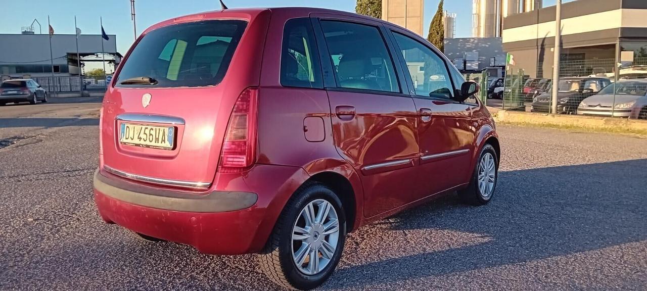 Lancia MUSA 1.4 16V Platino Plus