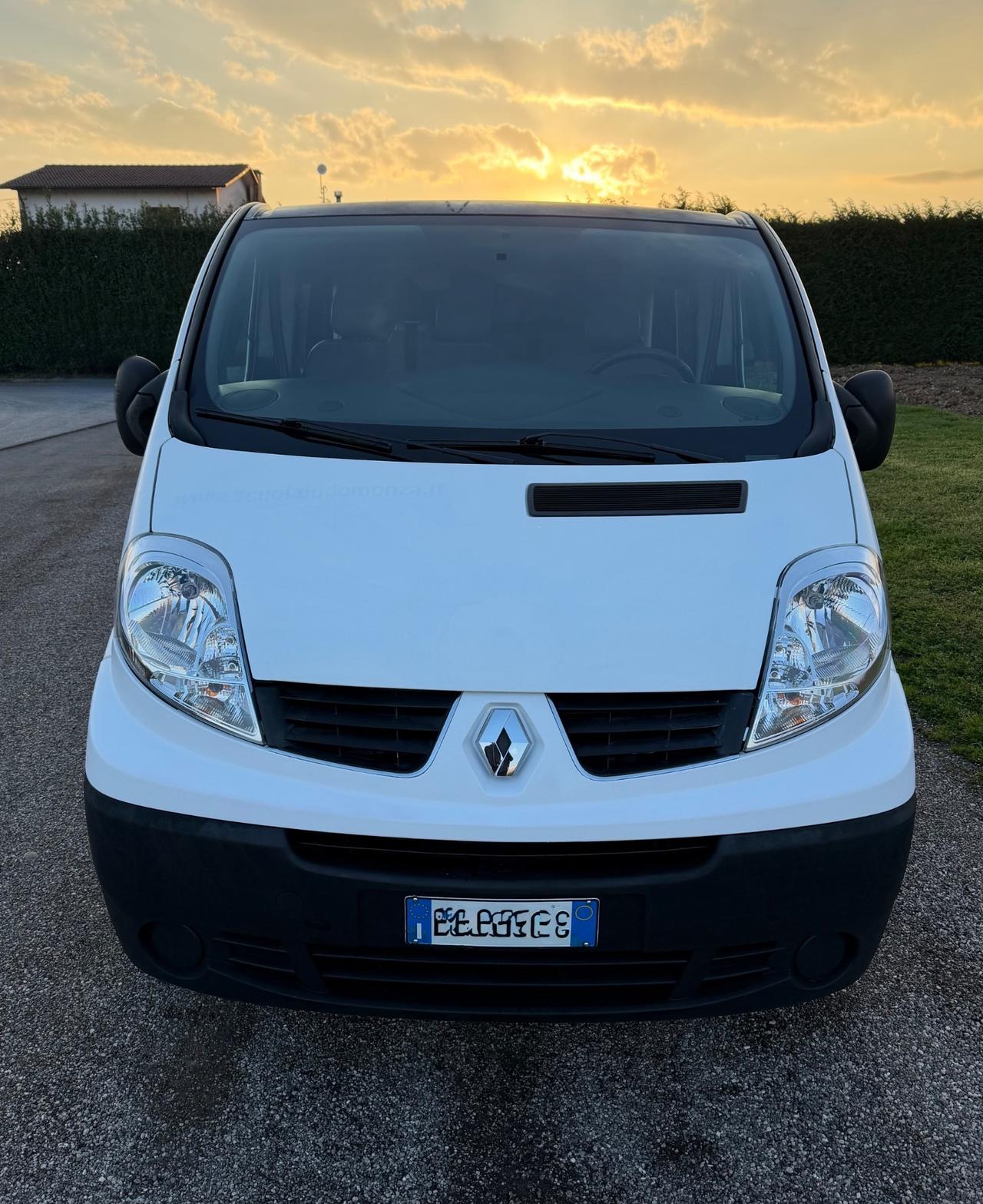 RENAULT TRAFIC 2.0 CTDI 115 cv COMBINATO 6 POSTI
