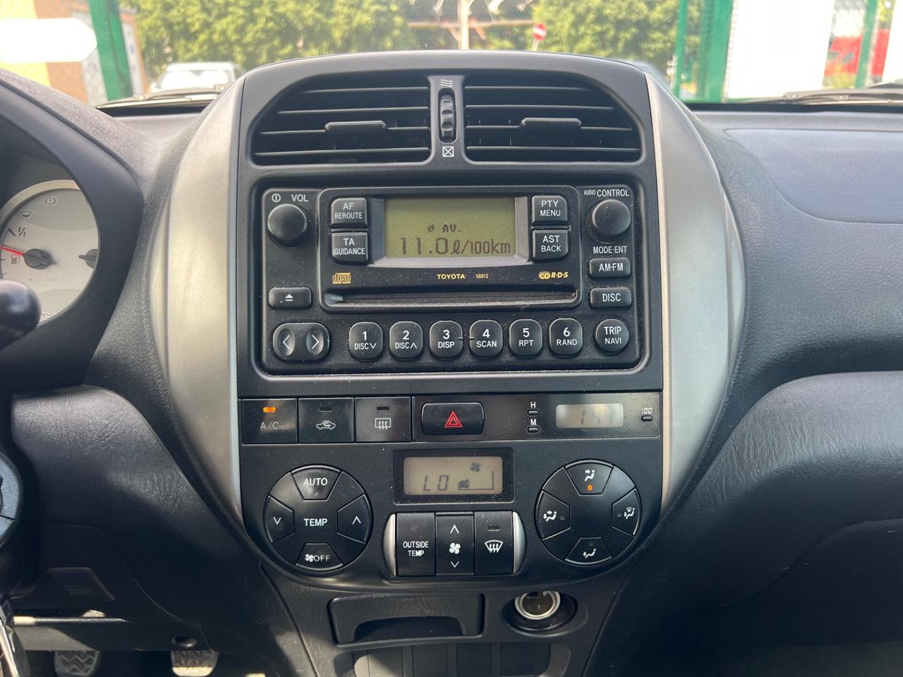 Toyota RAV 4 2.0 4x4