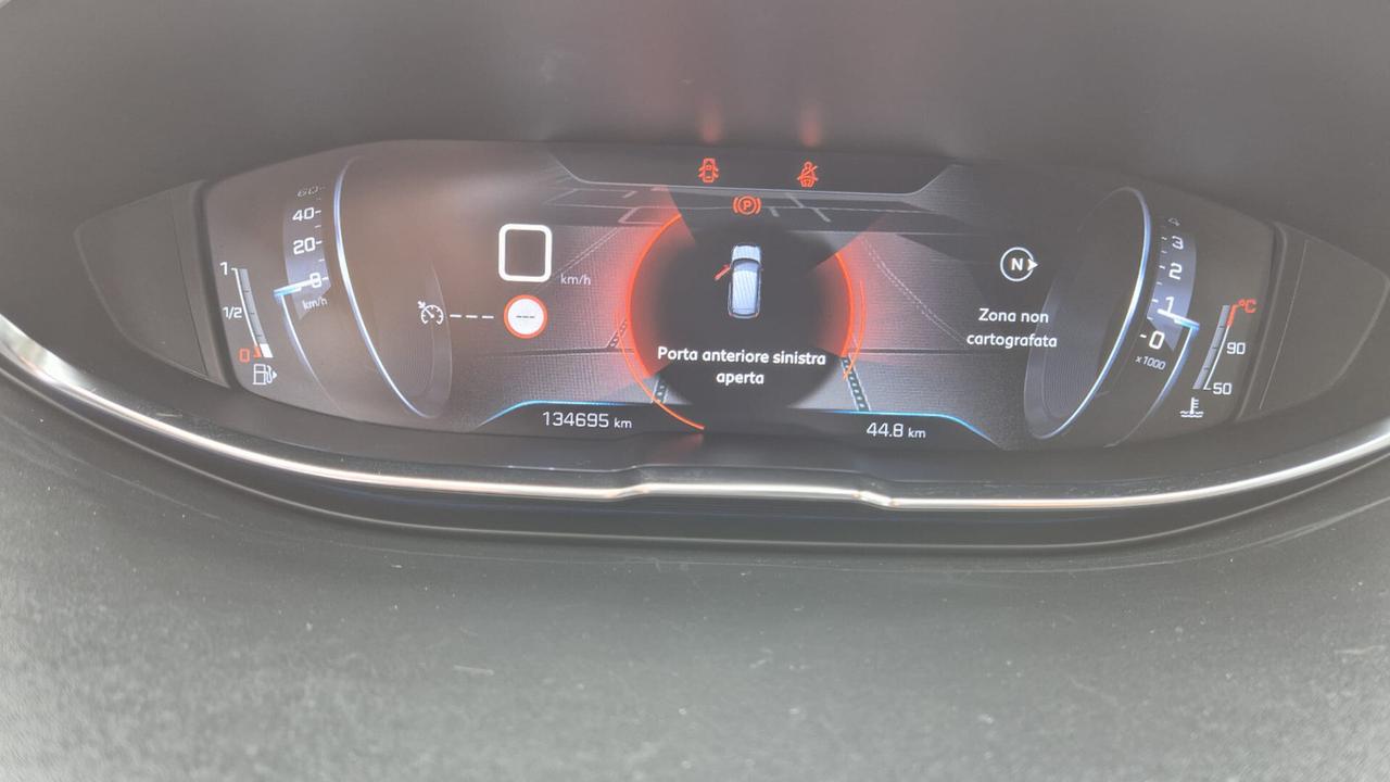 Peugeot 3008 BlueHDi 130 S&S Allure