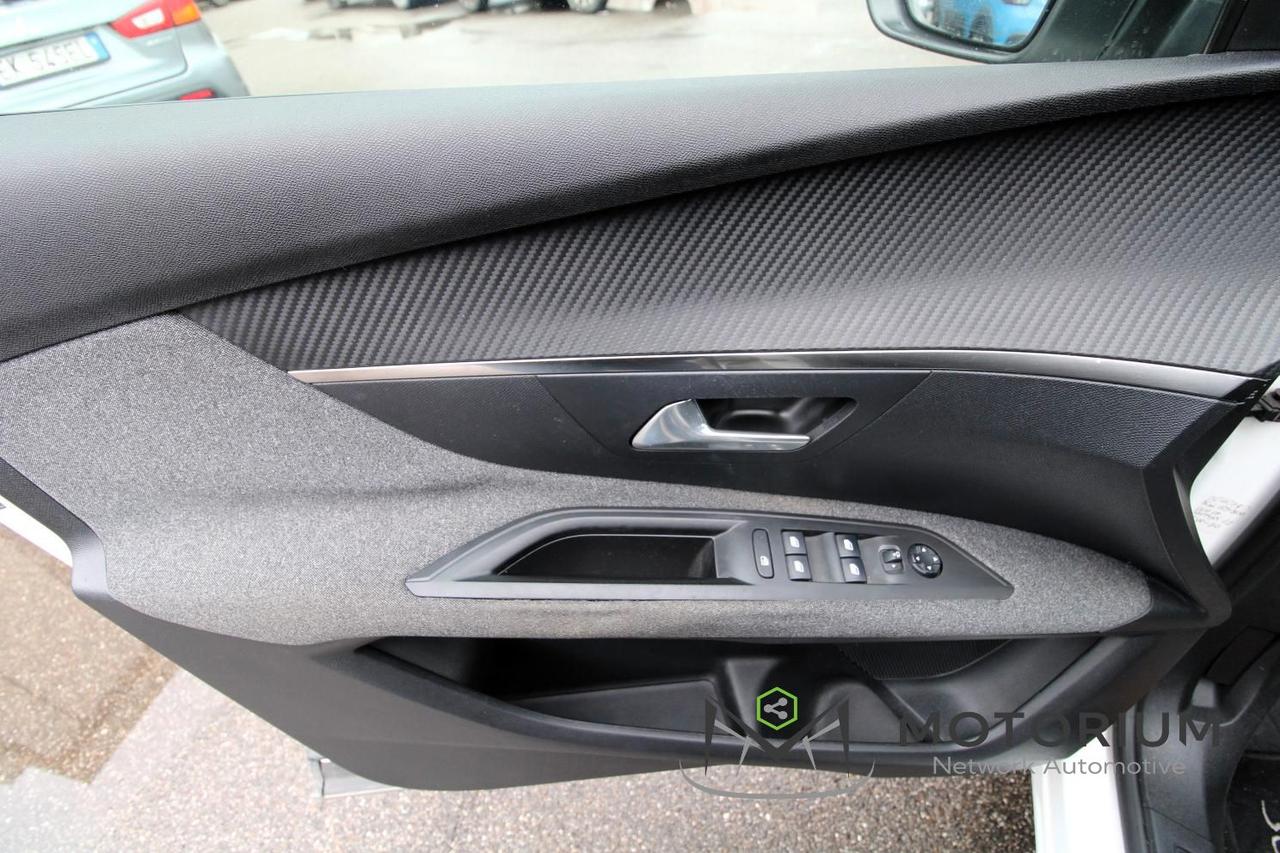 Peugeot 3008 3008 1.6 bluehdi Active s&s 120cv eat6