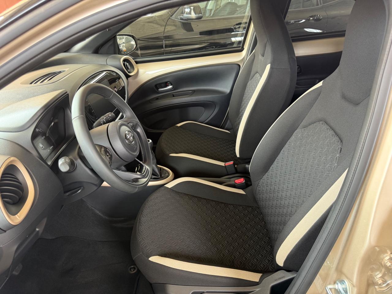 Toyota Aygo X 1.0 VVT-i 72 CV 5 porte Lounge