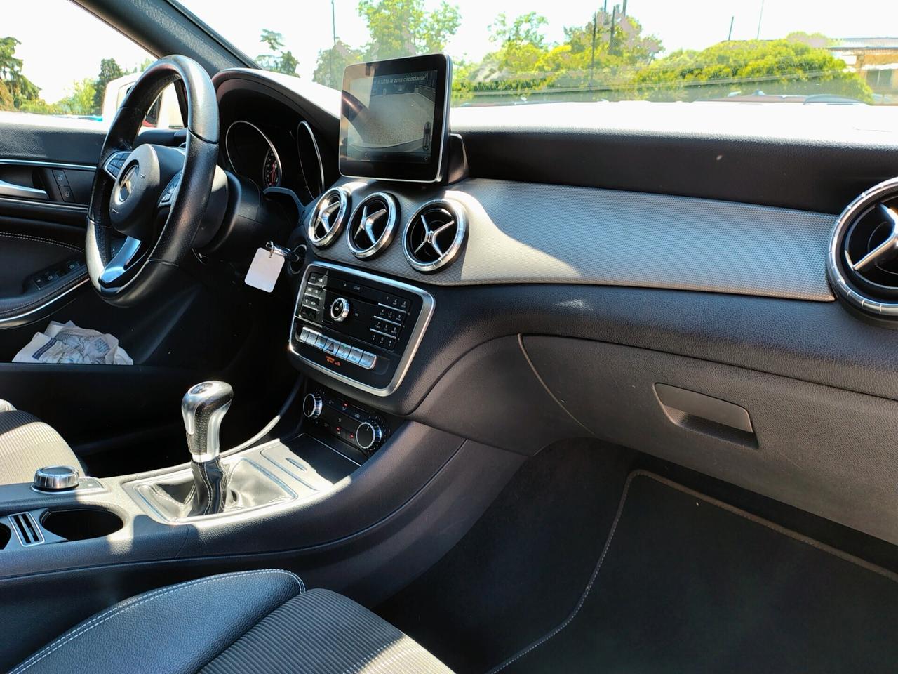 Mercedes-benz CLA 180 d Automatic Premium