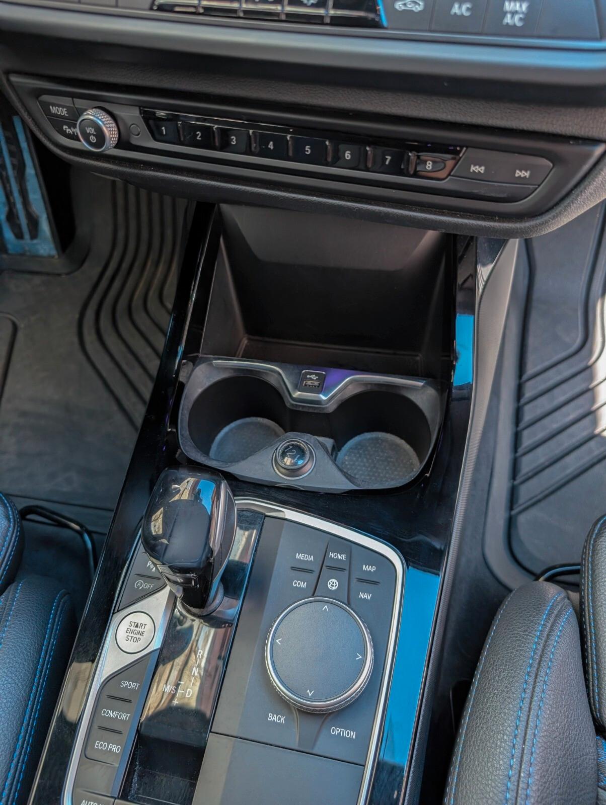 Bmw 116 116d 5p. Msport