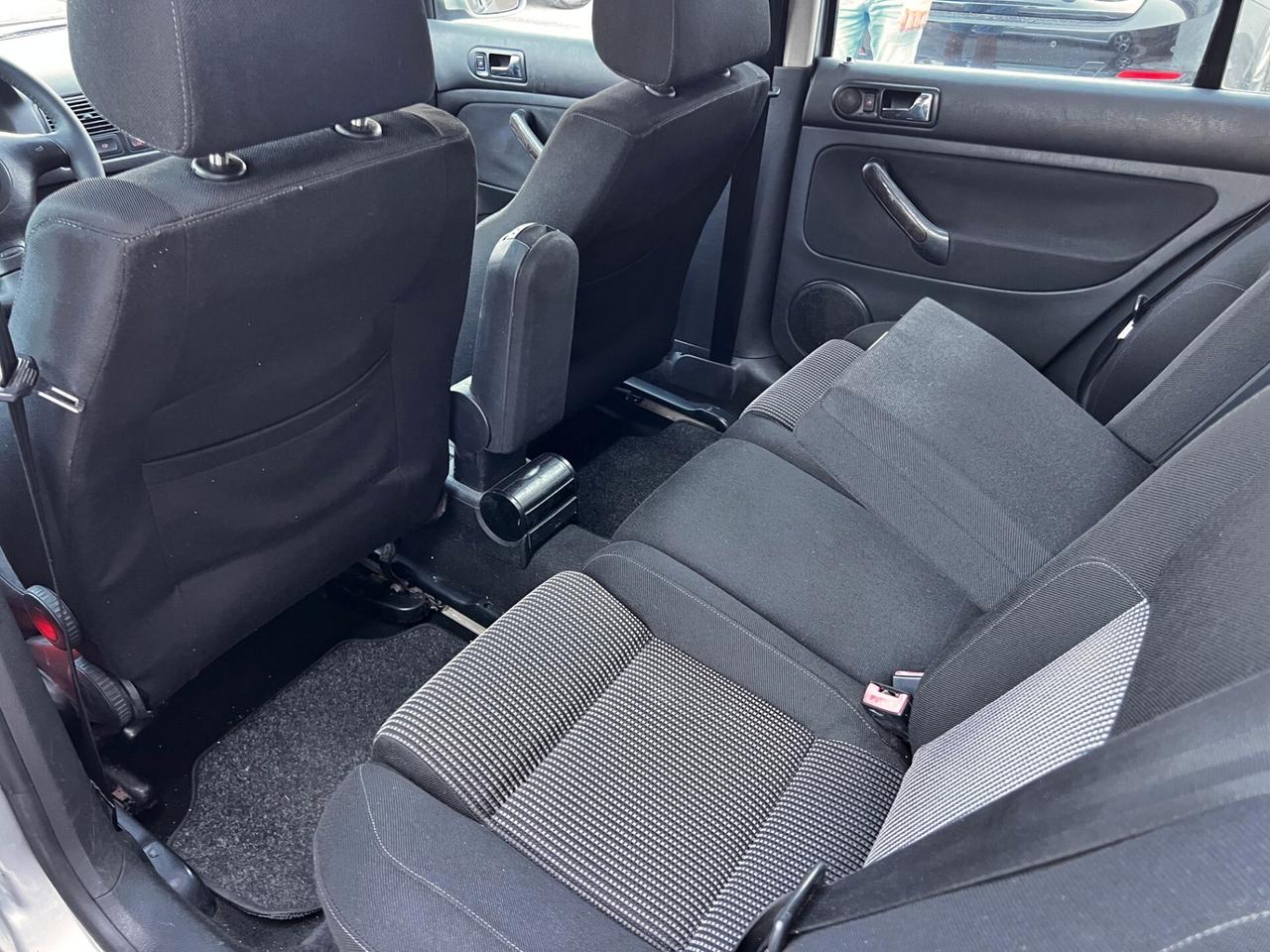 Volkswagen Golf GTI 1.8 turbo 20V 150cv