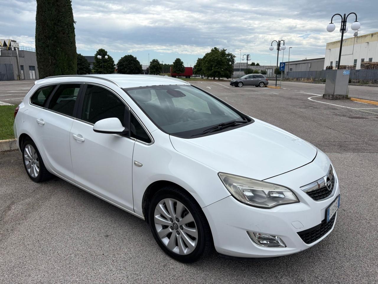 Opel Astra 1.7 CDTI 125CV Sports Tourer