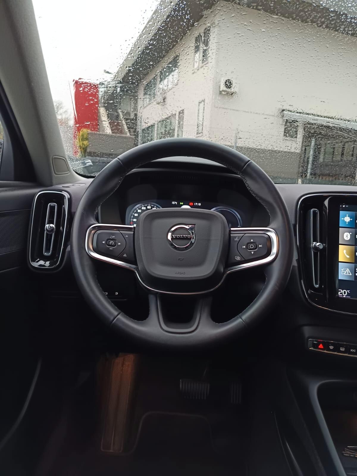 Volvo XC40 T5 Recharge Plug-in Hybrid Inscription Expression